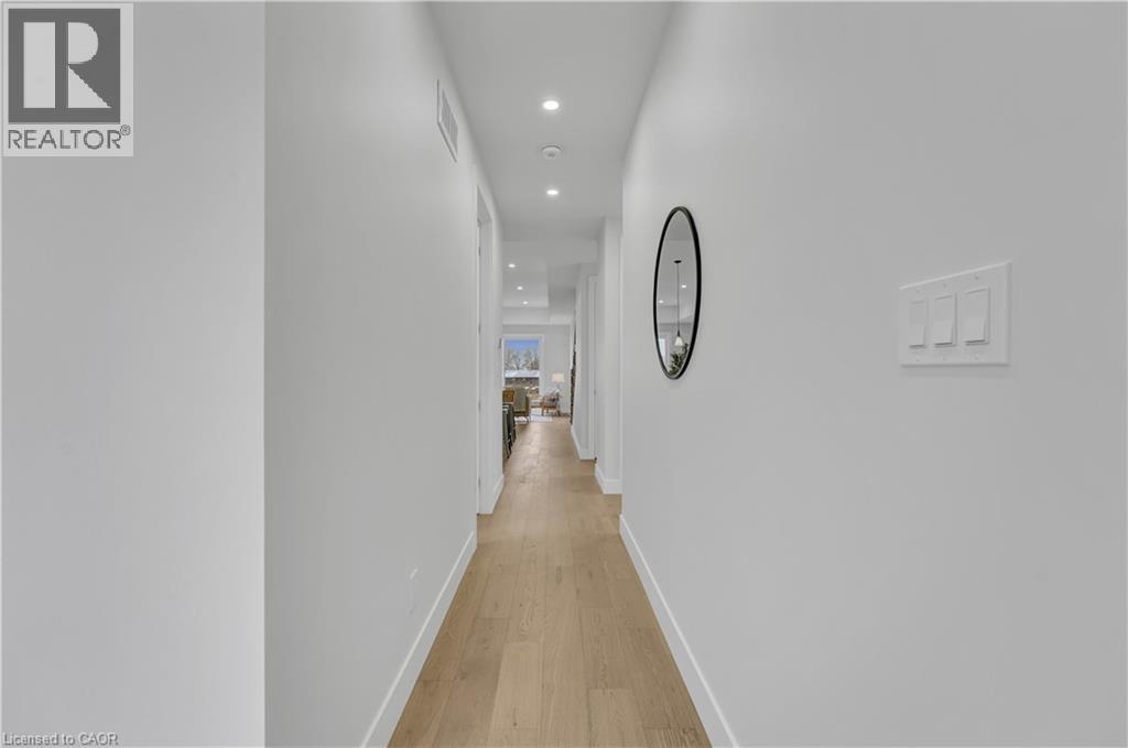 102 Clayton Street, Mitchell, Ontario  N0K 1N0 - Photo 6 - 40849002