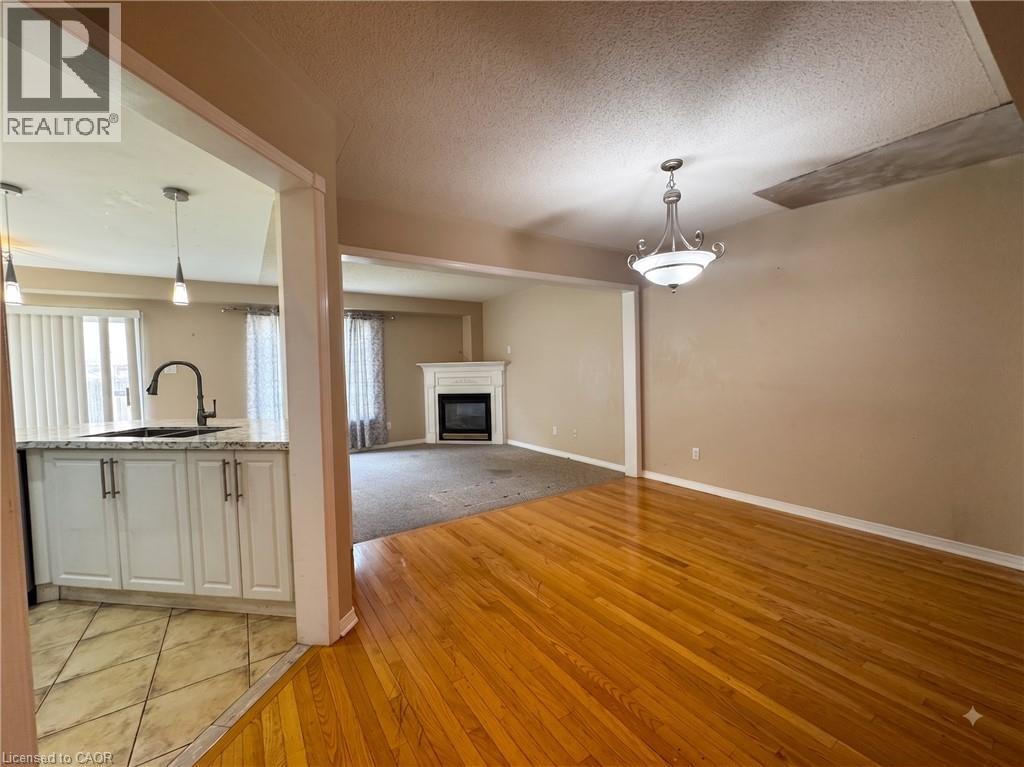 56 Peachleaf Crescent, Brampton, Ontario  L7A 2B4 - Photo 7 - 40854741