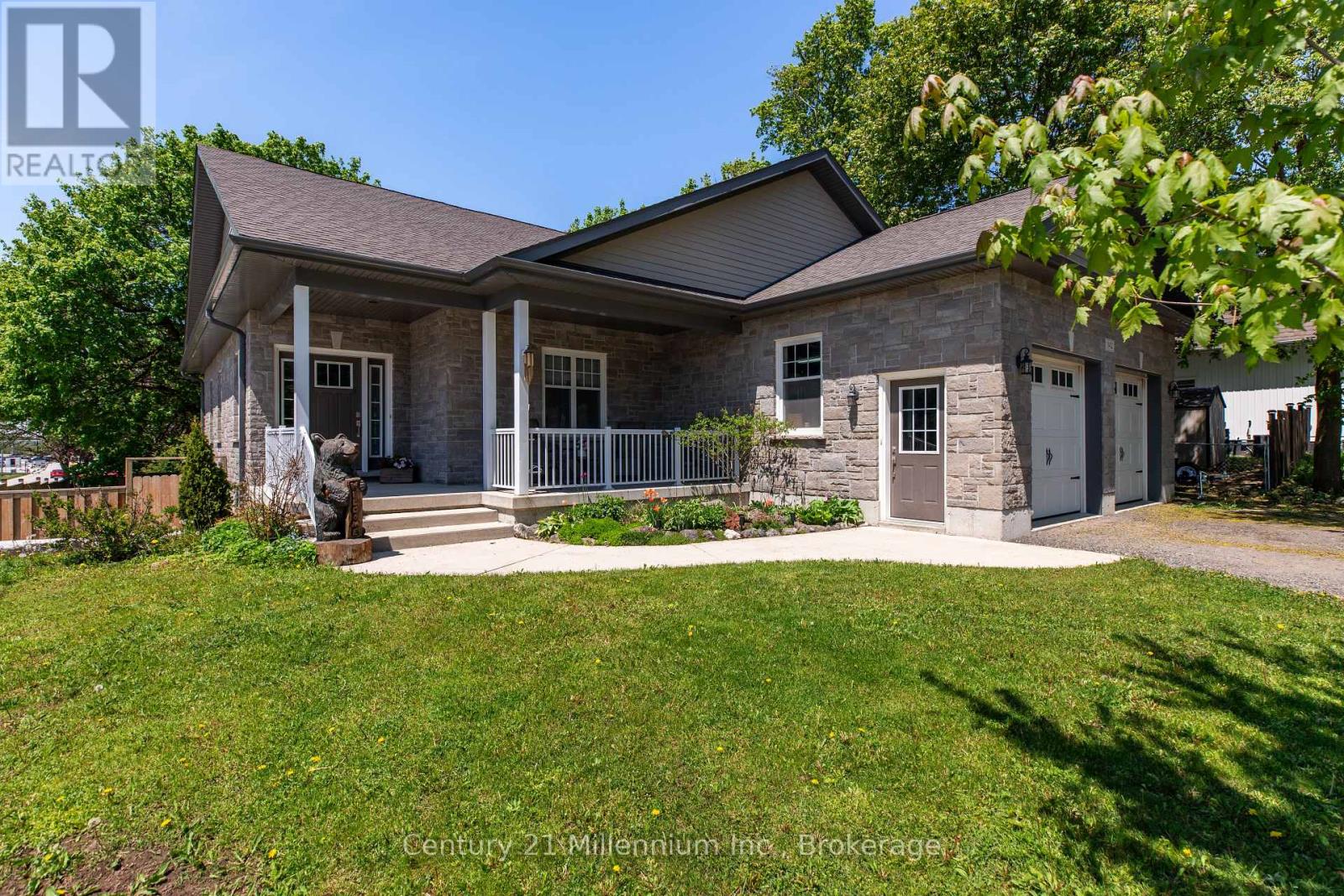 142 ISLA STREET, Grey Highlands, Ontario