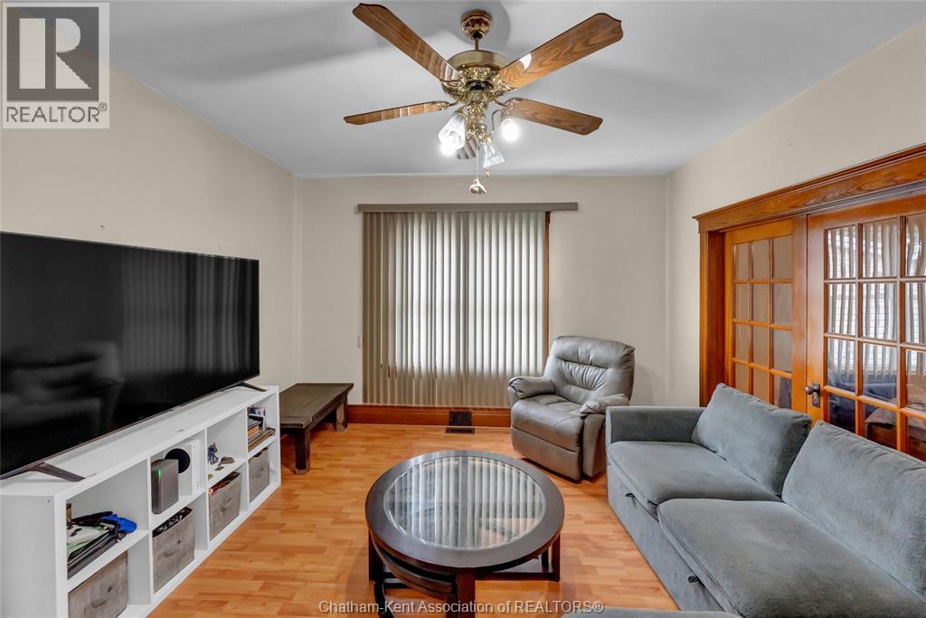 57 Canal Street West, Tilbury, Ontario  N0P 2L0 - Photo 12 - 26019531