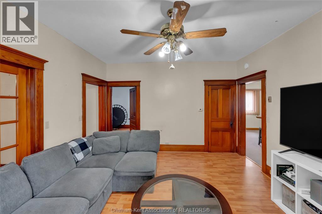 57 Canal Street West, Tilbury, Ontario  N0P 2L0 - Photo 14 - 26019531