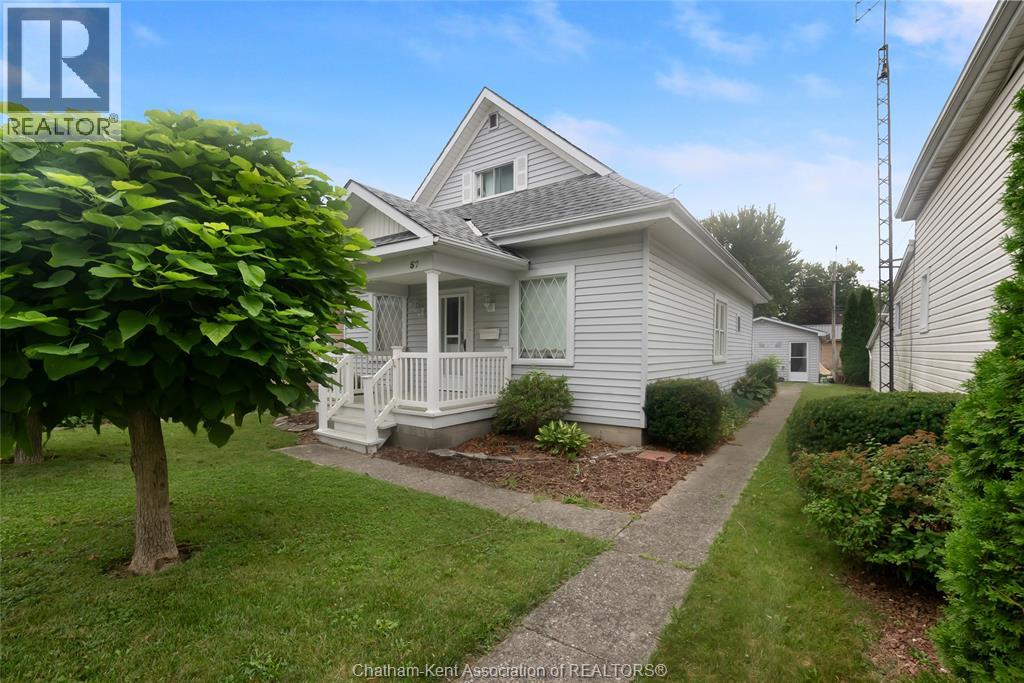 57 Canal Street West, Tilbury, Ontario  N0P 2L0 - Photo 2 - 26019531