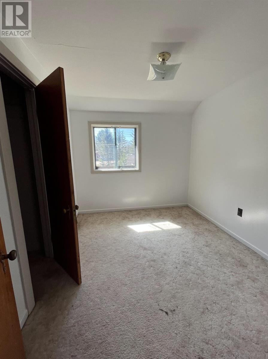 52 Conrad Cres, Gogama, Ontario  P0M 1W0 - Photo 15 - SM260206