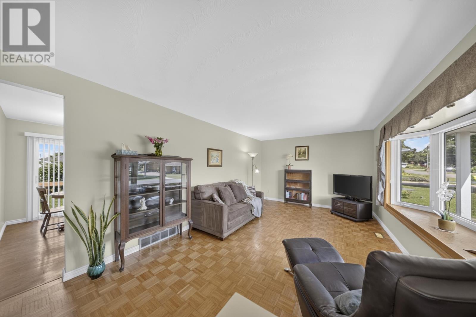 153 Caledon St, Sault Ste. Marie, Ontario  P6B 5C2 - Photo 9 - SM262115
