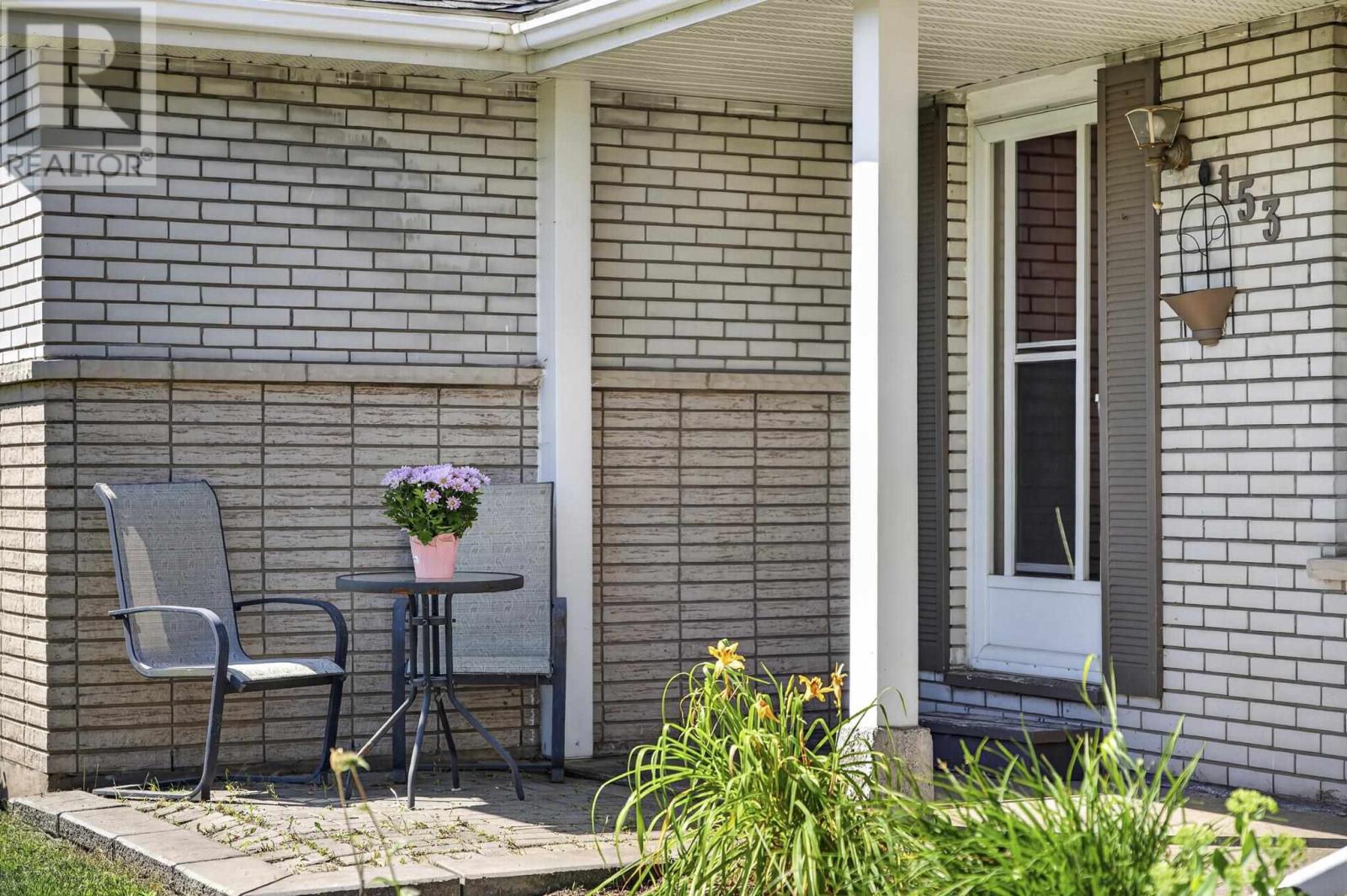 153 Caledon St, Sault Ste. Marie, Ontario  P6B 5C2 - Photo 4 - SM262115