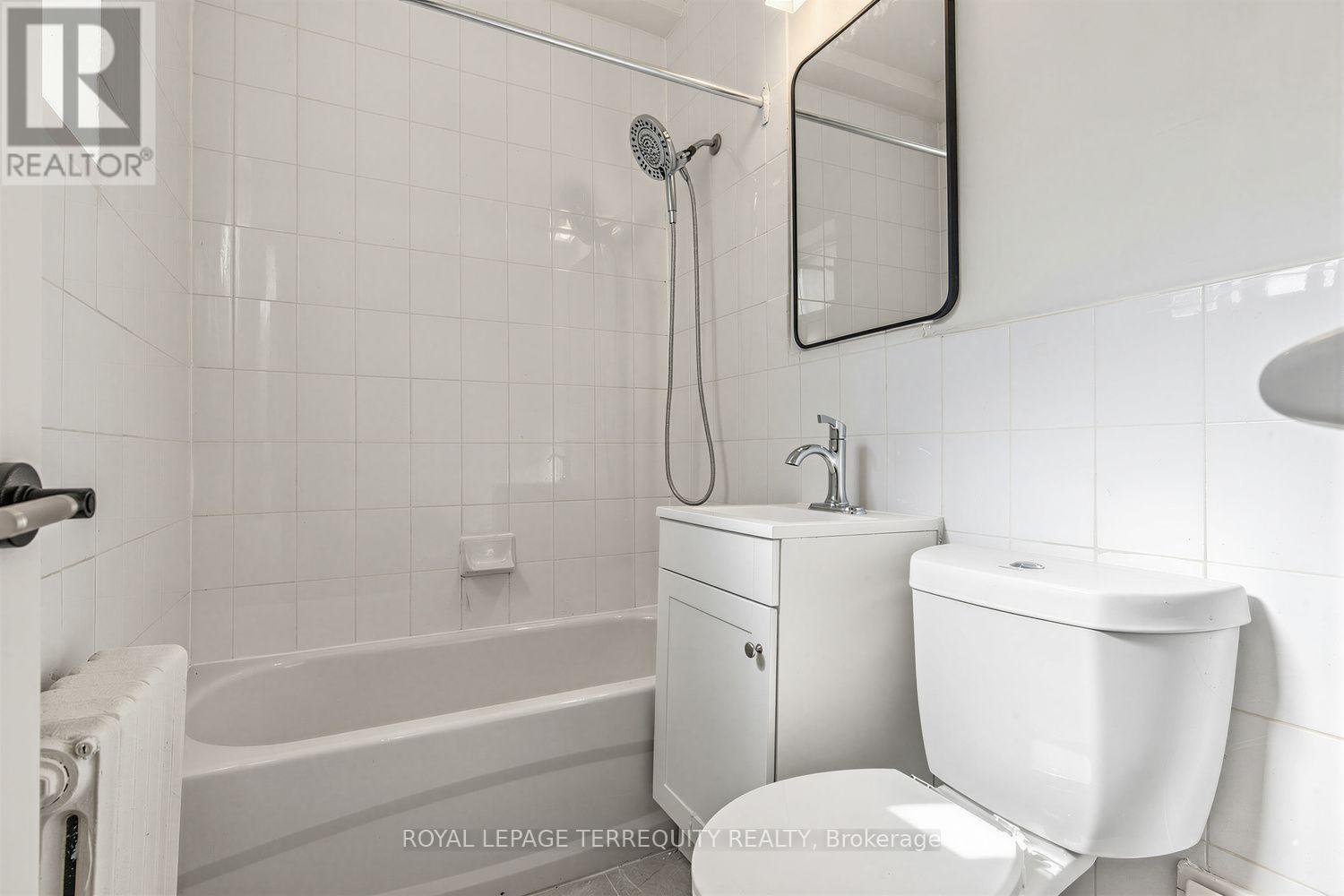 1 - 2550 Keele Street, Toronto, Ontario  M6L 2N8 - Photo 12 - W13504130
