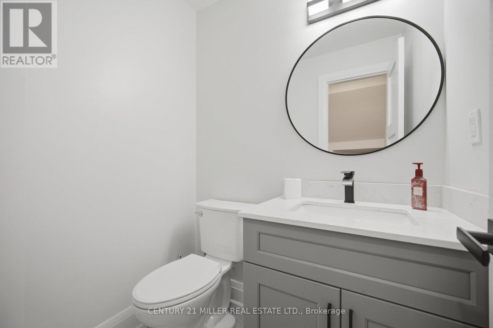 689 Macbeth Heights, Mississauga, Ontario  L5W 1E5 - Photo 26 - W13648740