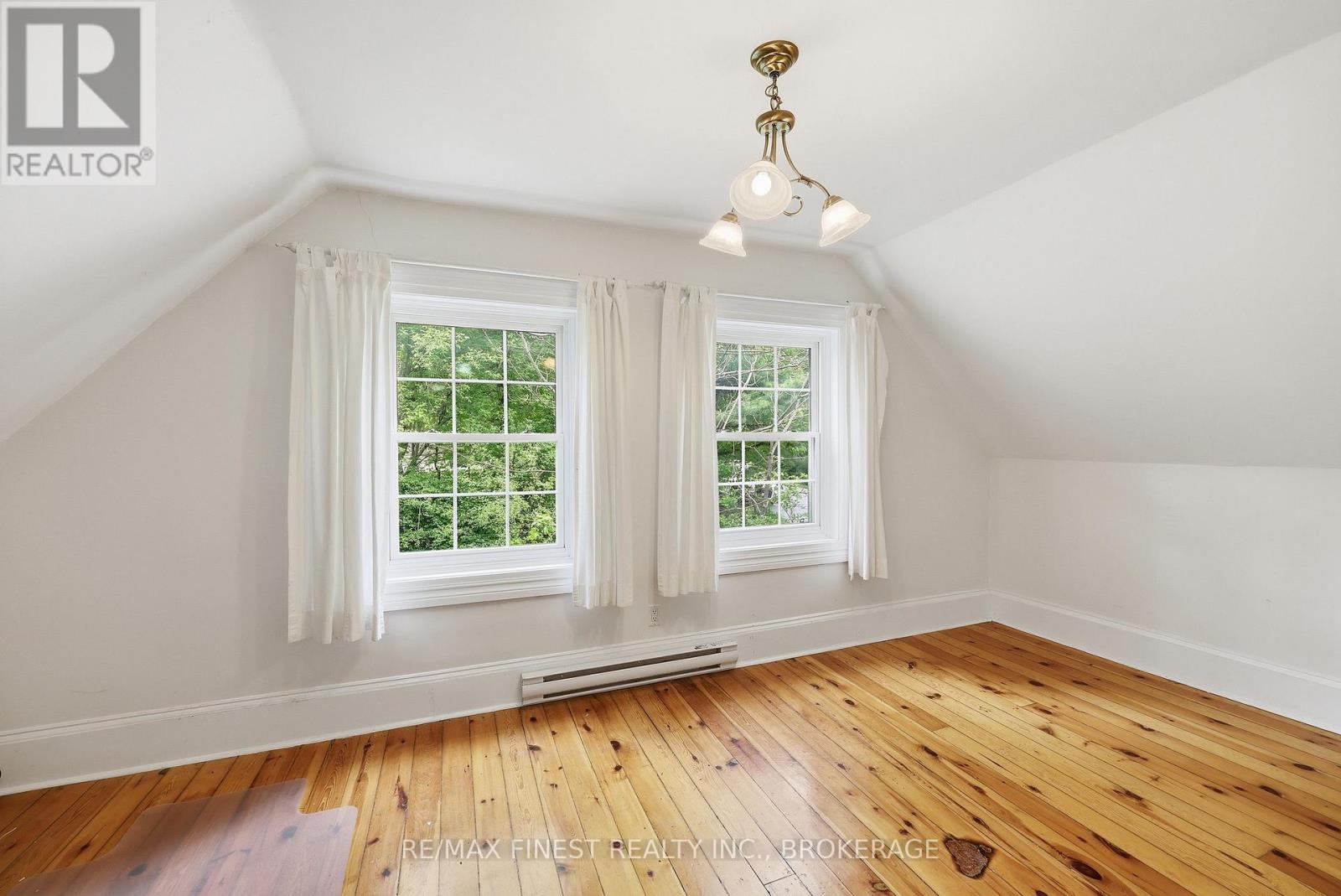 11 Front Street, Leeds And The Thousand Islands, Ontario  K0E 1V0 - Photo 22 - X13163446