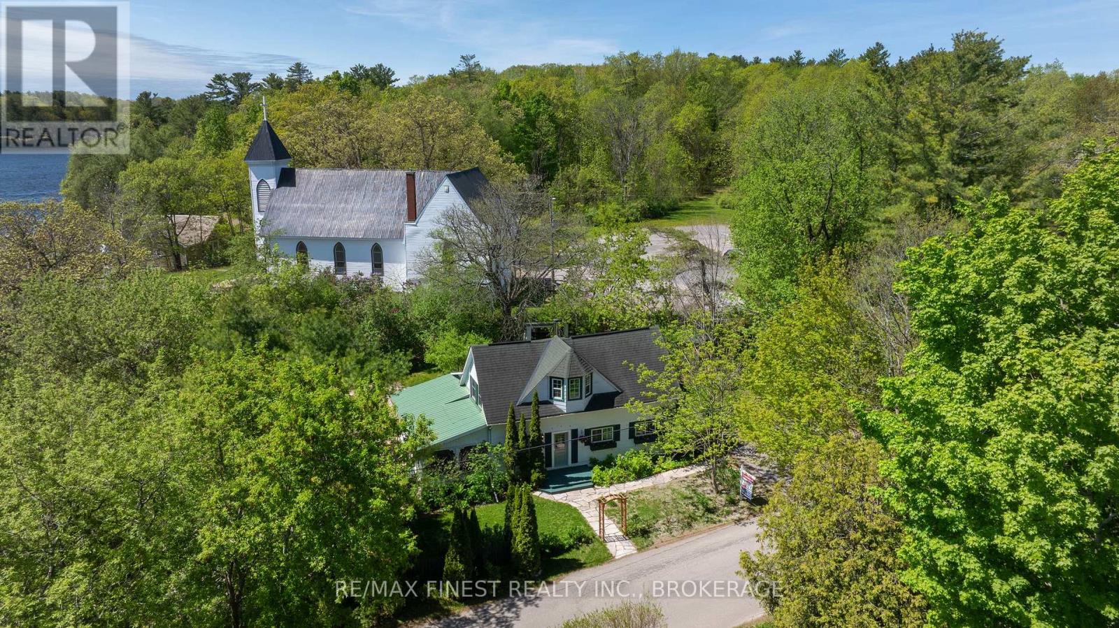 11 Front Street, Leeds And The Thousand Islands, Ontario  K0E 1V0 - Photo 3 - X13163446