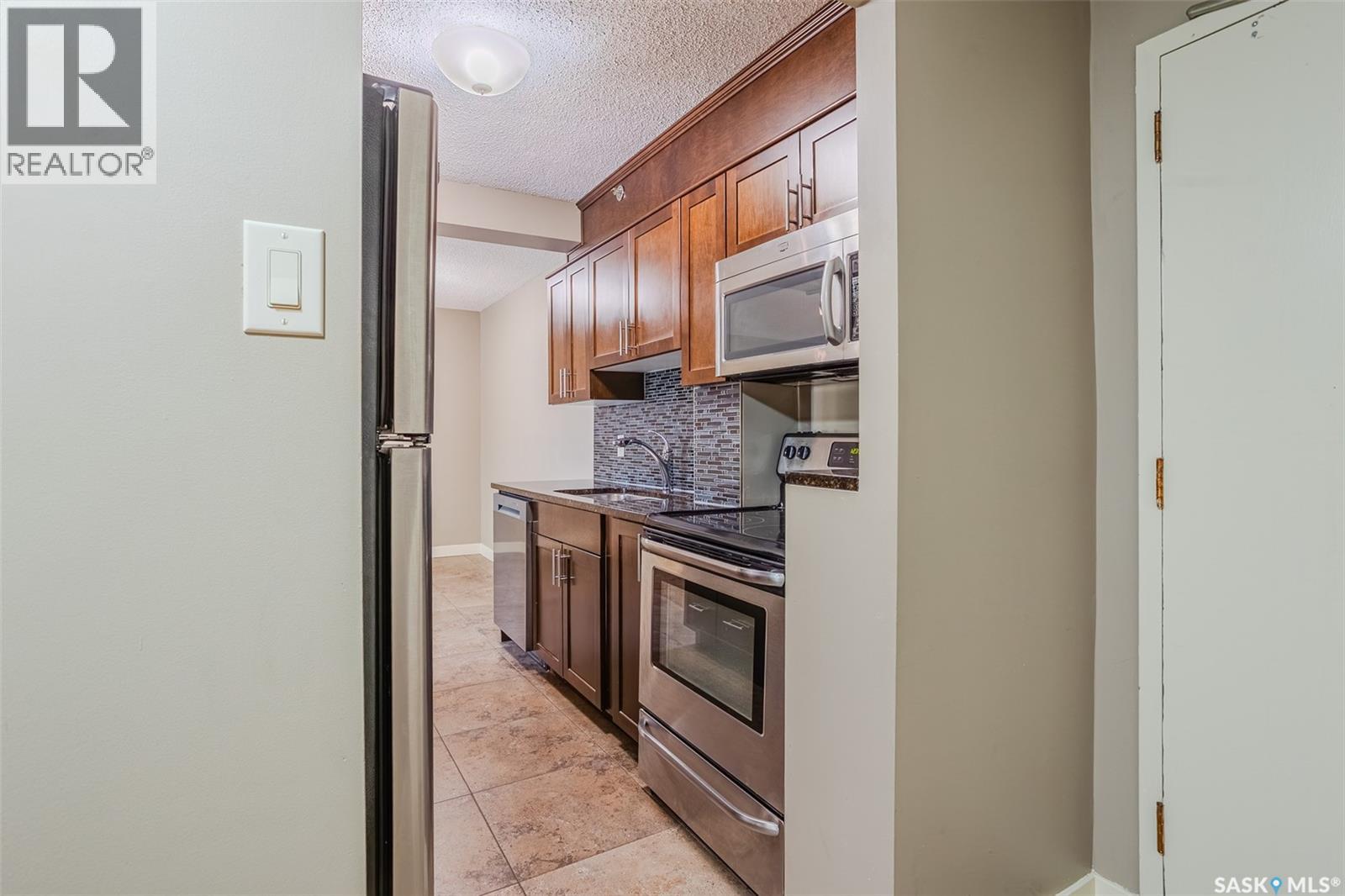 408 320 5th Avenue N, Saskatoon, Saskatchewan  S7K 2P5 - Photo 7 - SK042165