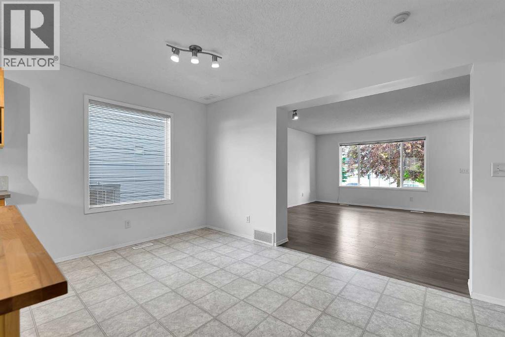 203 Covemeadow Crescent, Calgary, Alberta  T3K 6B1 - Photo 16 - A2325400