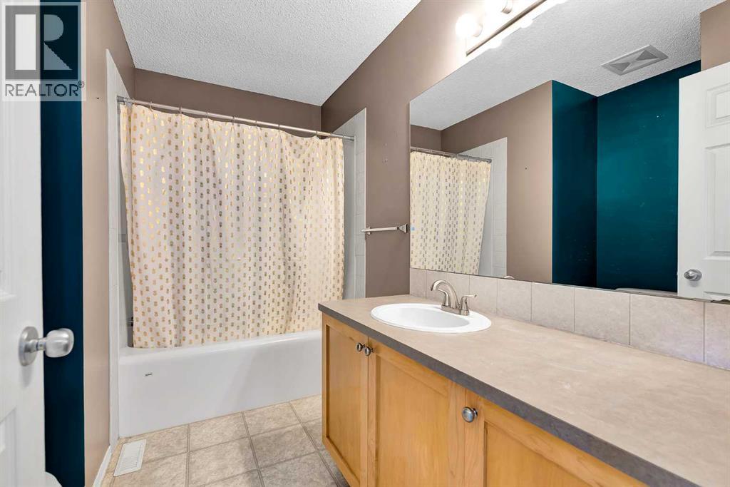 203 Covemeadow Crescent, Calgary, Alberta  T3K 6B1 - Photo 35 - A2325400
