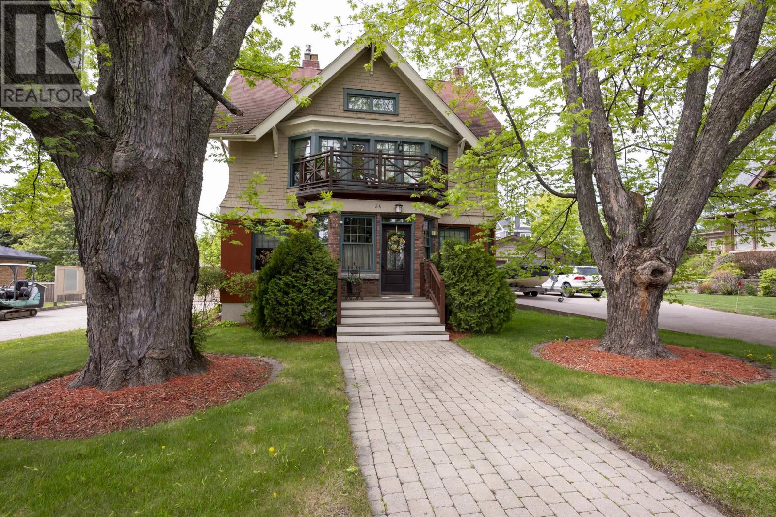 34 Winnipeg AVE, Thunder Bay, Ontario