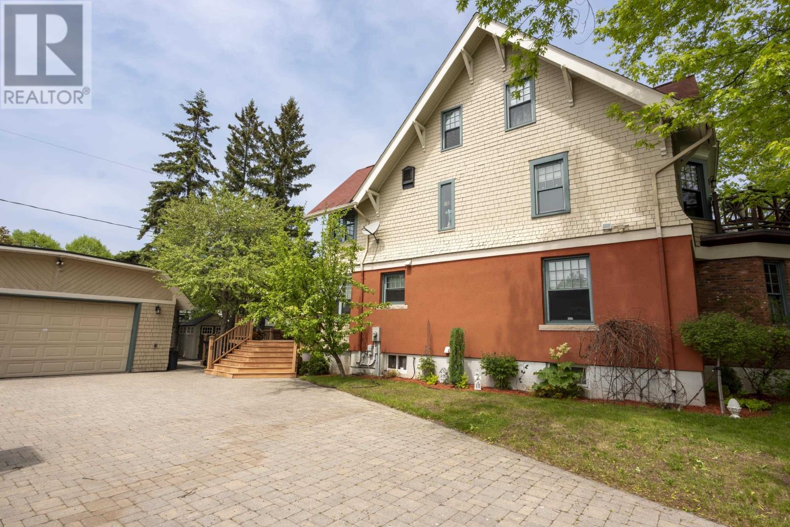 34 Winnipeg Ave, Thunder Bay, Ontario  P7B 3P7 - Photo 3 - TB2601528