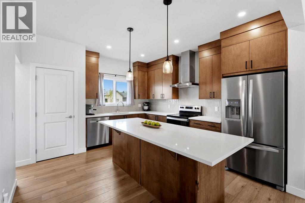 52 Emberside Grove, Cochrane, Alberta  T4C 3C8 - Photo 11 - A2329845