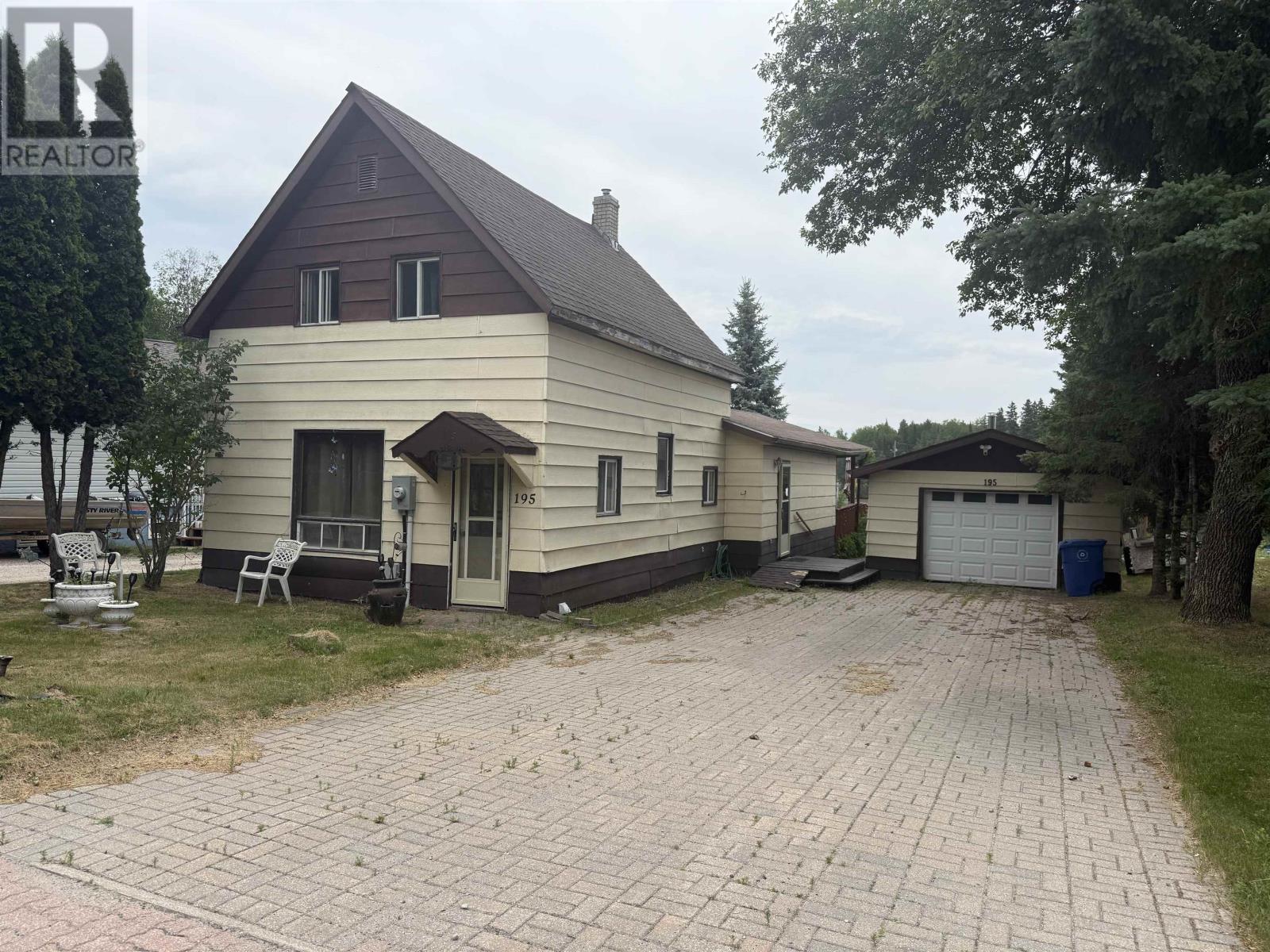 195 West River Rd, Dryden, Ontario  P8N 2A7 - Photo 1 - TB2602036