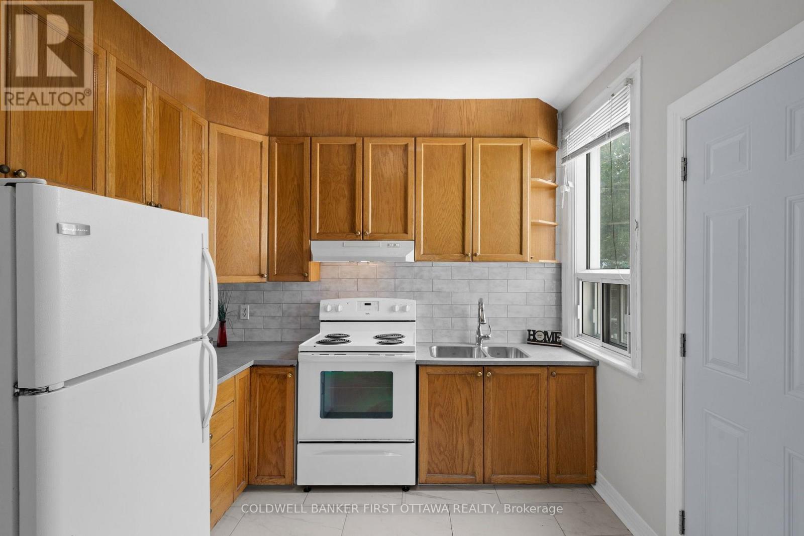 176 Rochester Street, Ottawa, Ontario  K1R 7M6 - Photo 12 - X13665634