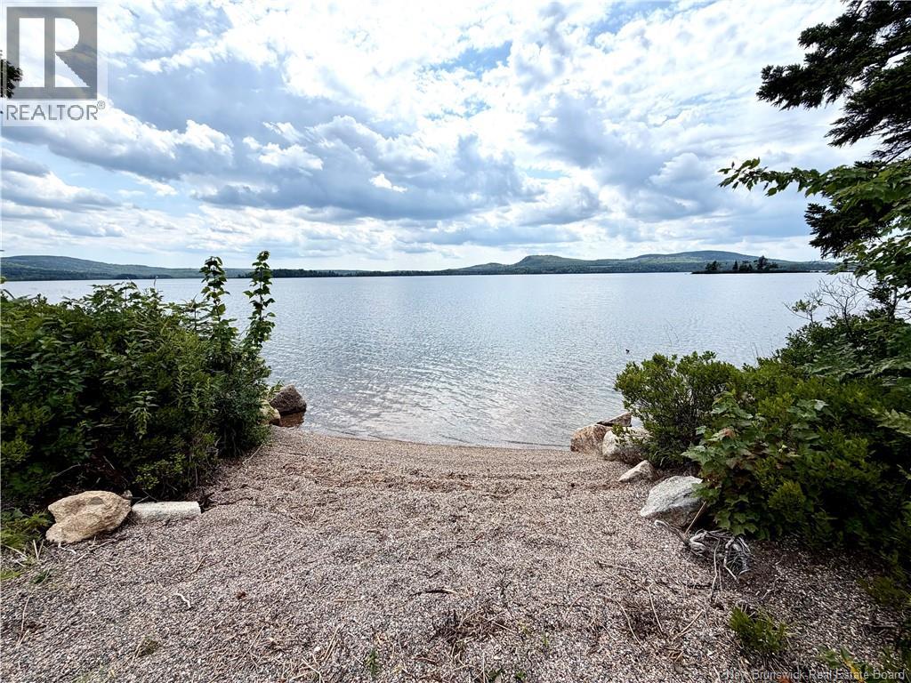Lake Road, South Oromocto Lake, New Brunswick  E5L 2R2 - Photo 28 - NB145739