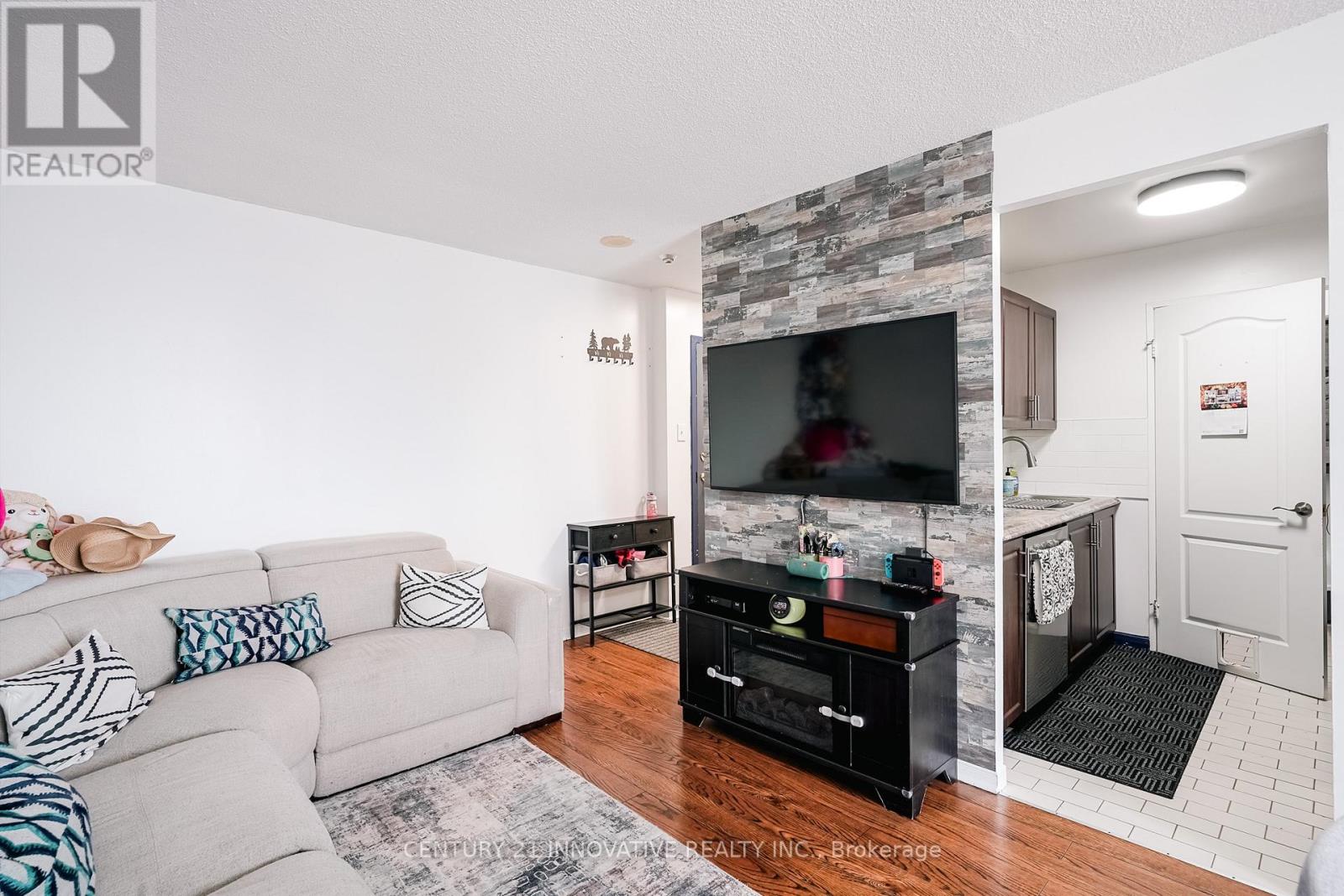 1702 - 330 Mccowan Road, Toronto, Ontario  M1J 3N3 - Photo 12 - E13665686