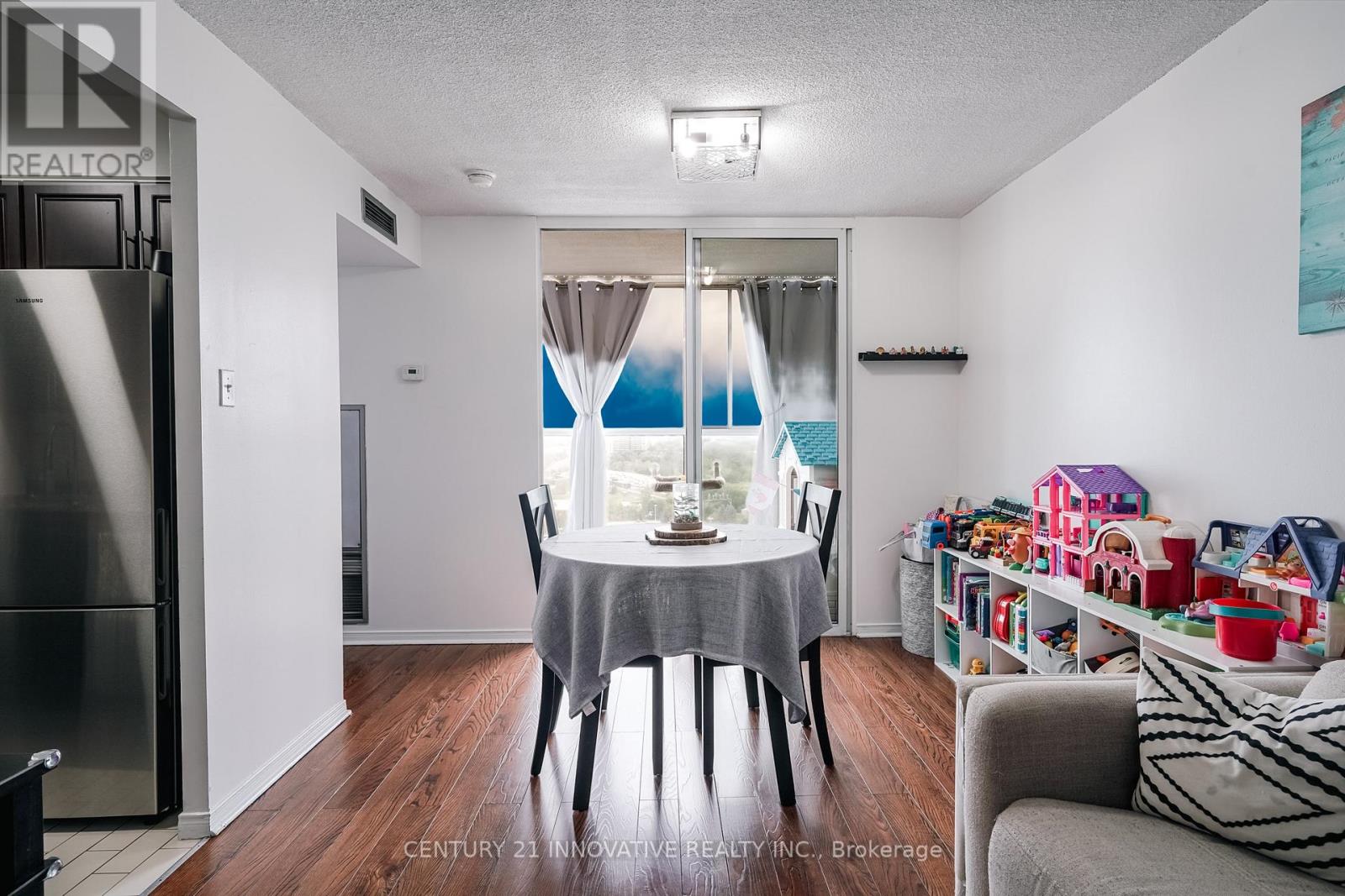 1702 - 330 Mccowan Road, Toronto, Ontario  M1J 3N3 - Photo 14 - E13665686