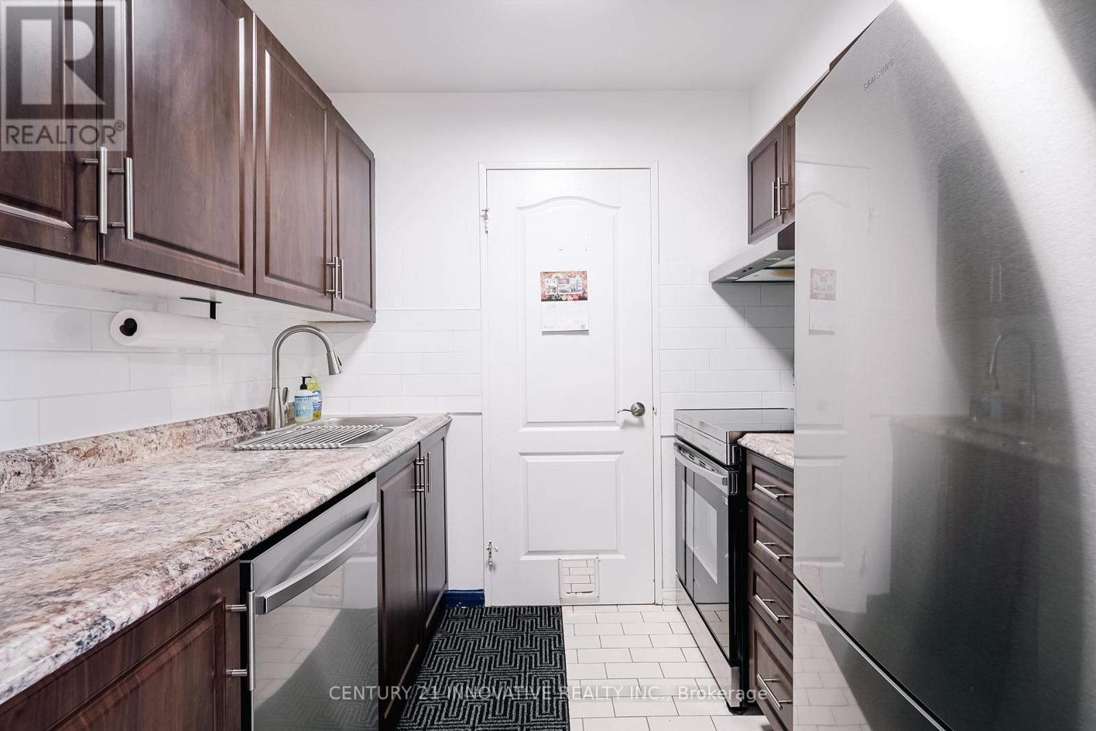 1702 - 330 Mccowan Road, Toronto, Ontario  M1J 3N3 - Photo 17 - E13665686