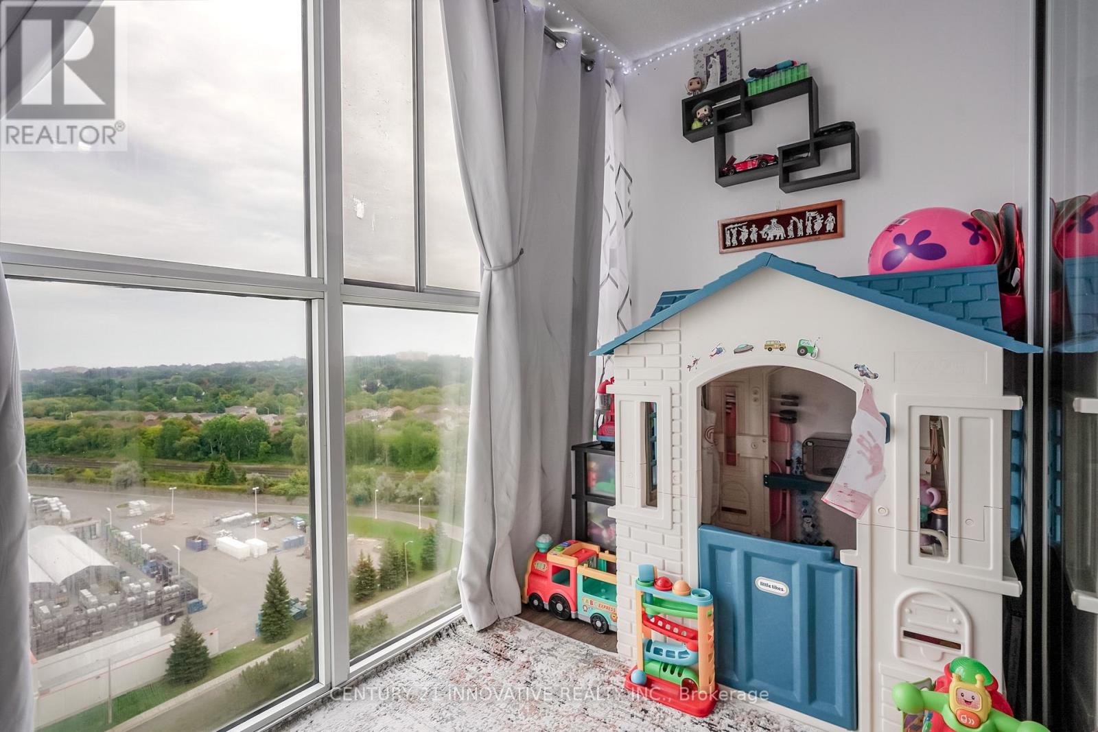1702 - 330 Mccowan Road, Toronto, Ontario  M1J 3N3 - Photo 27 - E13665686