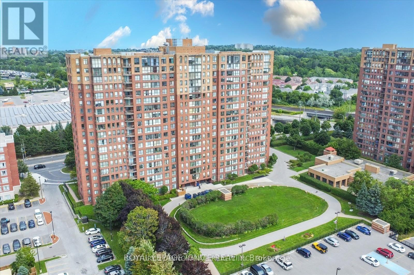 1702 - 330 Mccowan Road, Toronto, Ontario  M1J 3N3 - Photo 31 - E13665686