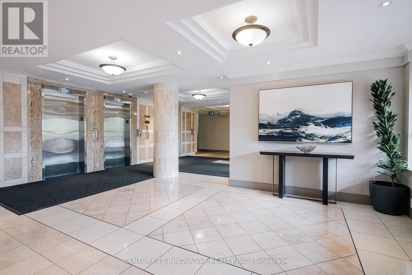 1702 - 330 Mccowan Road, Toronto, Ontario  M1J 3N3 - Photo 5 - E13665686