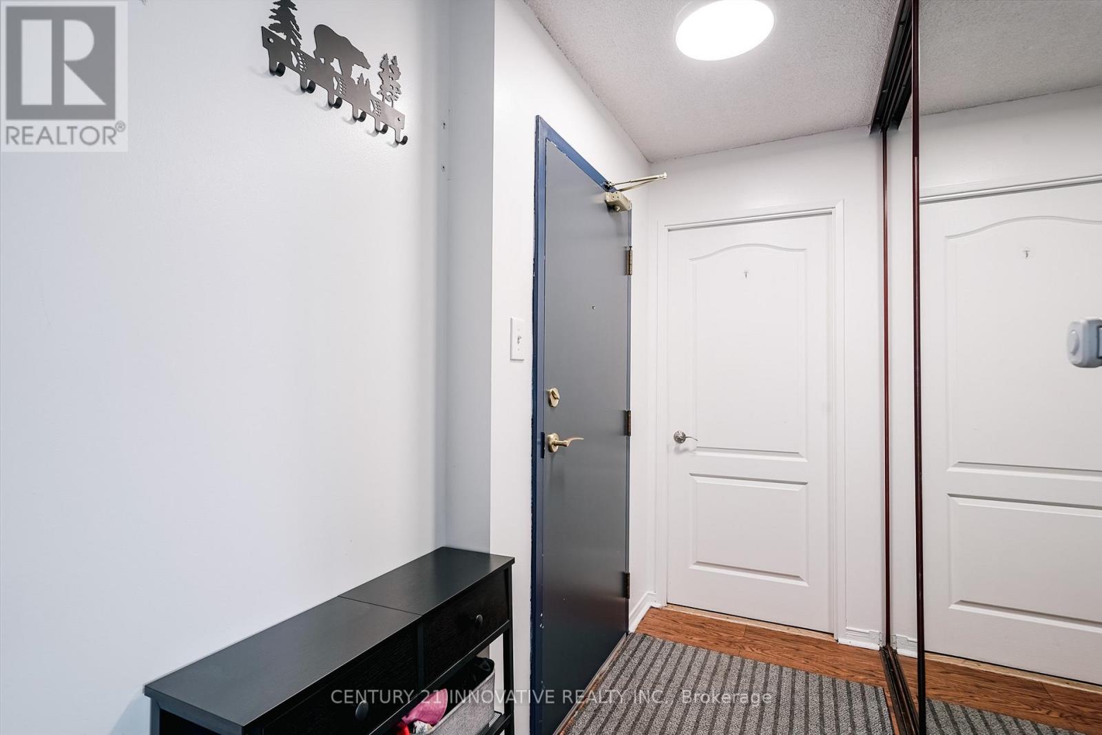 1702 - 330 Mccowan Road, Toronto, Ontario  M1J 3N3 - Photo 6 - E13665686