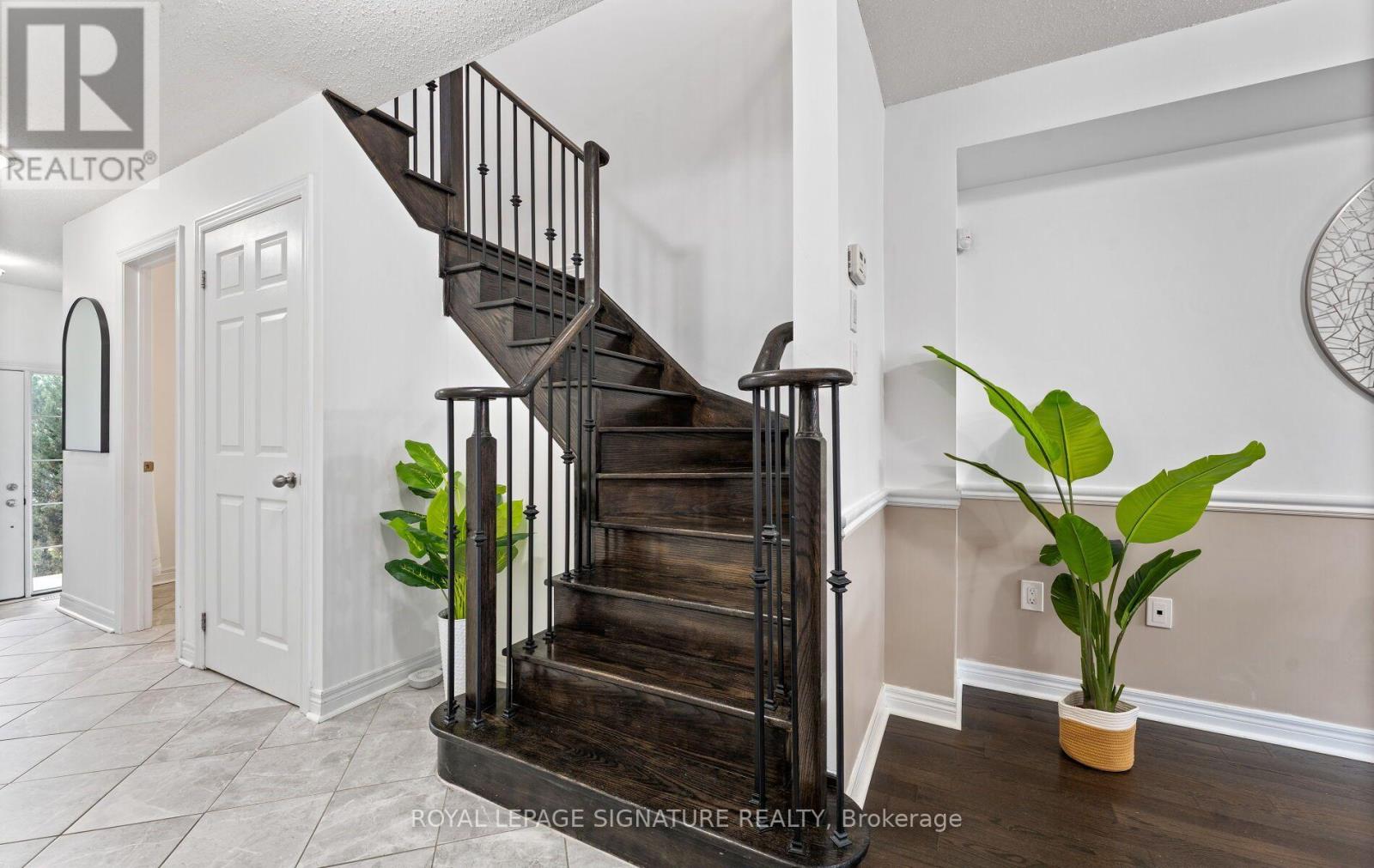104 Whitefoot Crescent, Ajax, Ontario  L1Z 2E3 - Photo 23 - E13665692