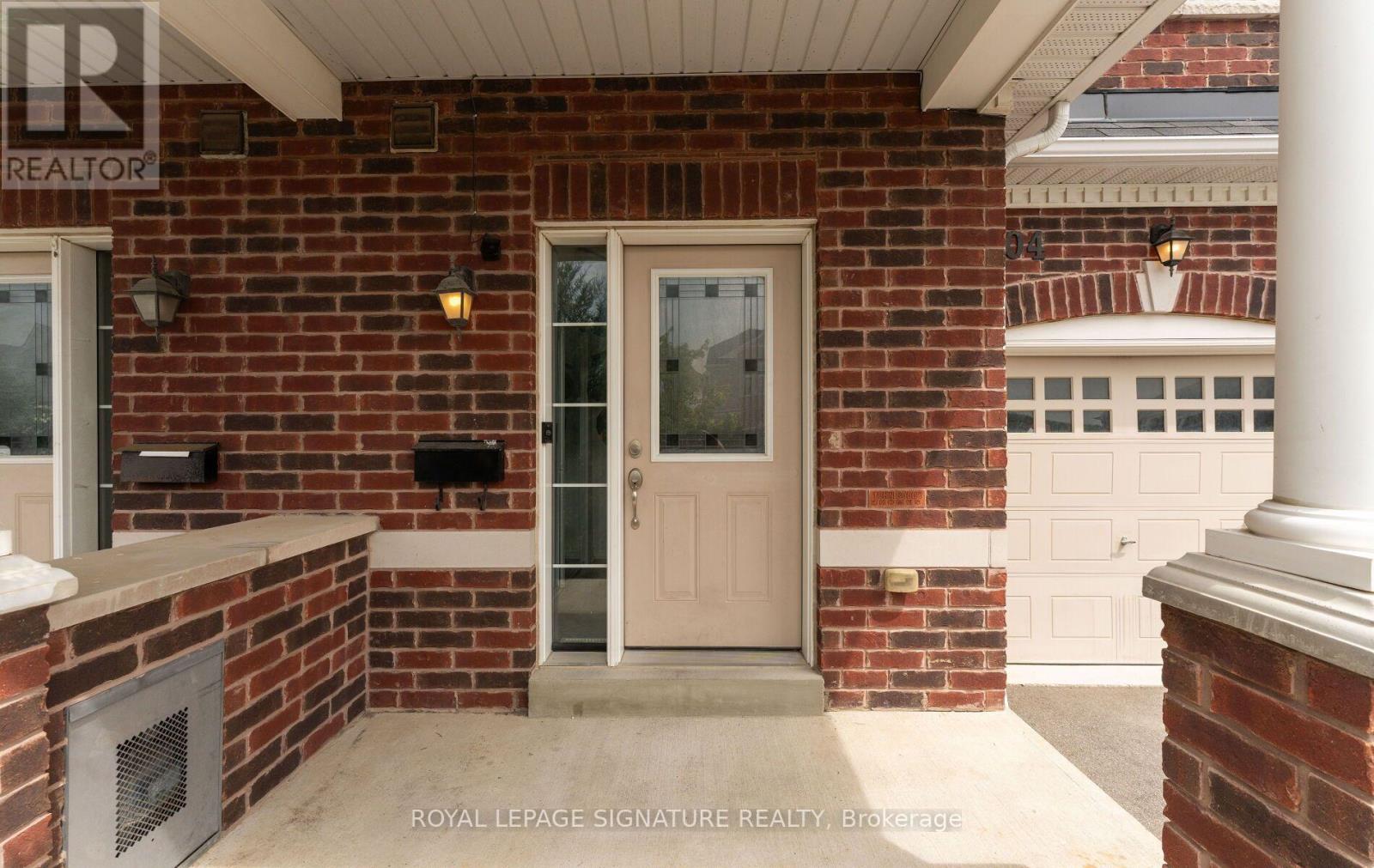 104 Whitefoot Crescent, Ajax, Ontario  L1Z 2E3 - Photo 8 - E13665692