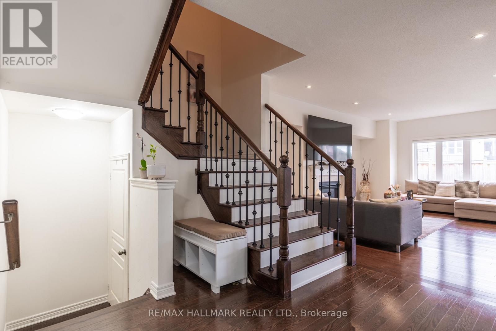 278 Sharon Creek Drive, East Gwillimbury, Ontario  L9N 0P5 - Photo 19 - N13665658