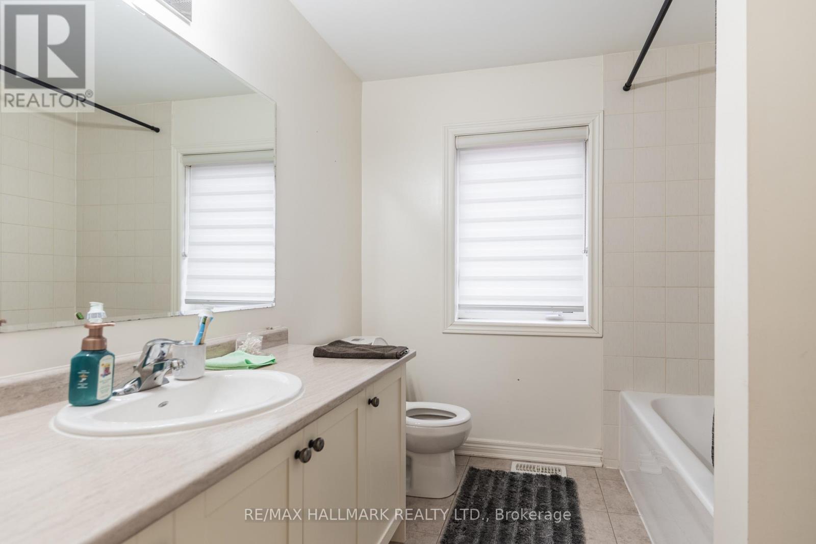 278 Sharon Creek Drive, East Gwillimbury, Ontario  L9N 0P5 - Photo 34 - N13665658