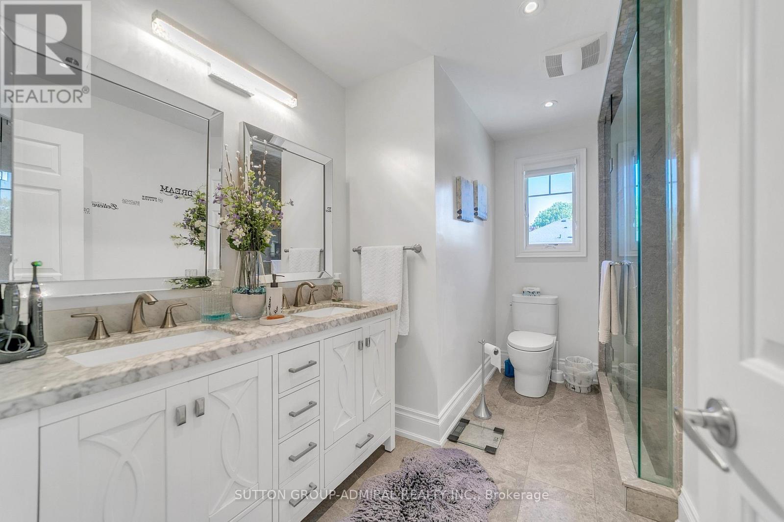 48 Maple Way, East Gwillimbury, Ontario  L0G 1V0 - Photo 28 - N13665702