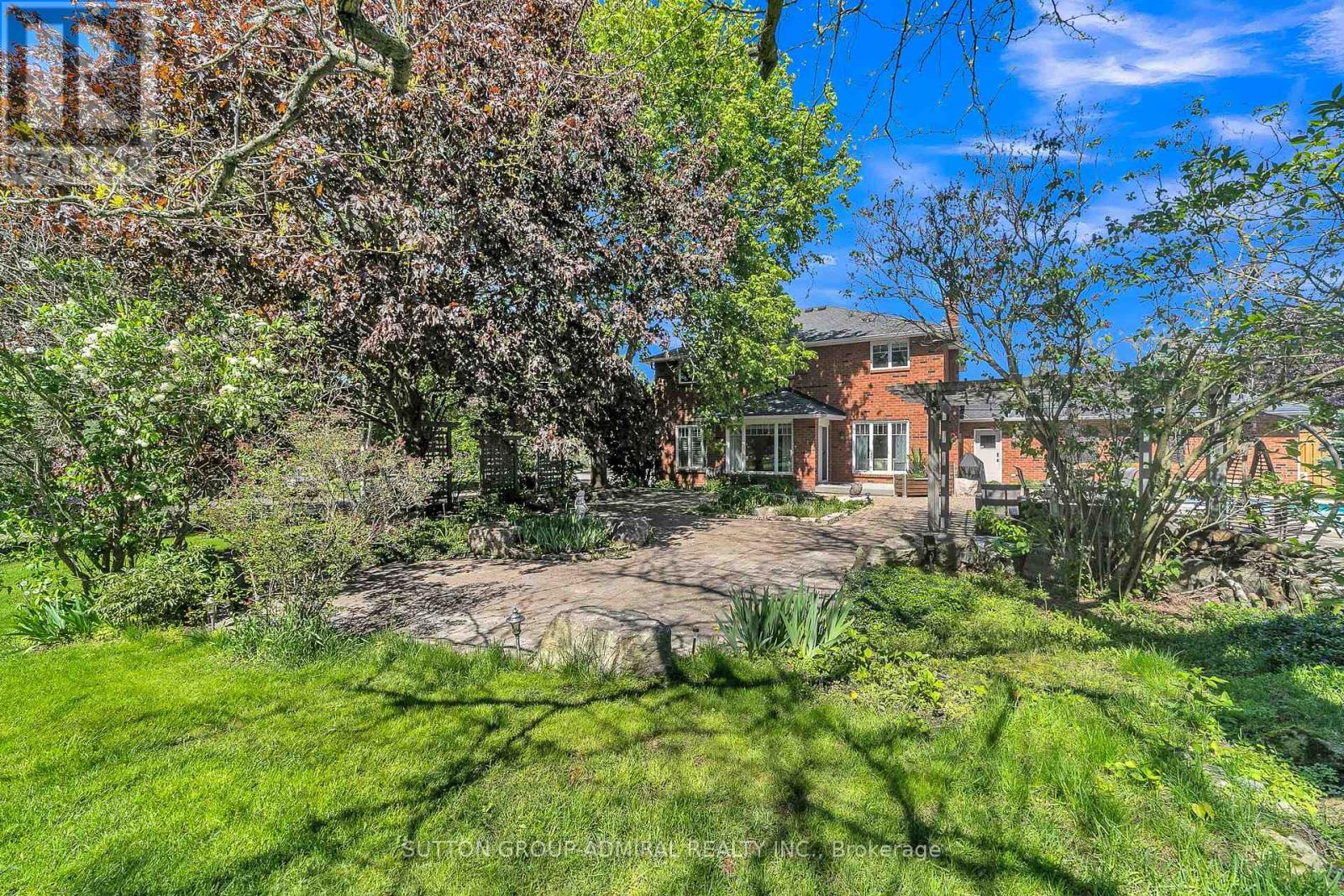 48 Maple Way, East Gwillimbury, Ontario  L0G 1V0 - Photo 39 - N13665702