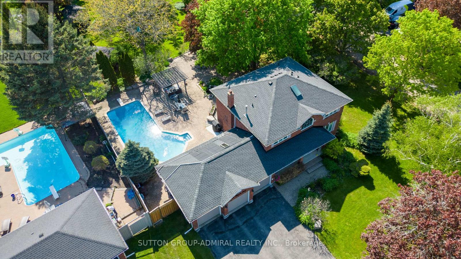 48 Maple Way, East Gwillimbury, Ontario  L0G 1V0 - Photo 4 - N13665702