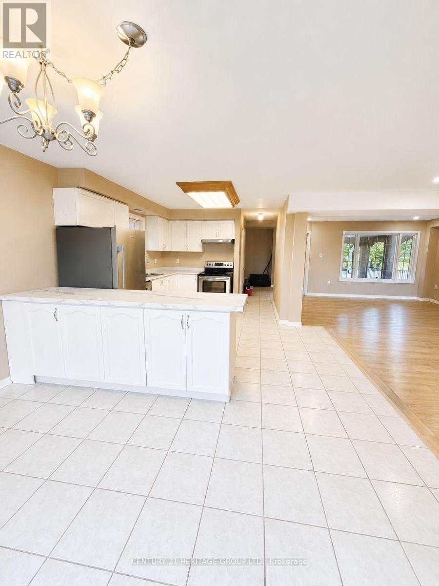 162 Widdifield Avenue, Newmarket, Ontario  L3X 1Z2 - Photo 10 - N13665710