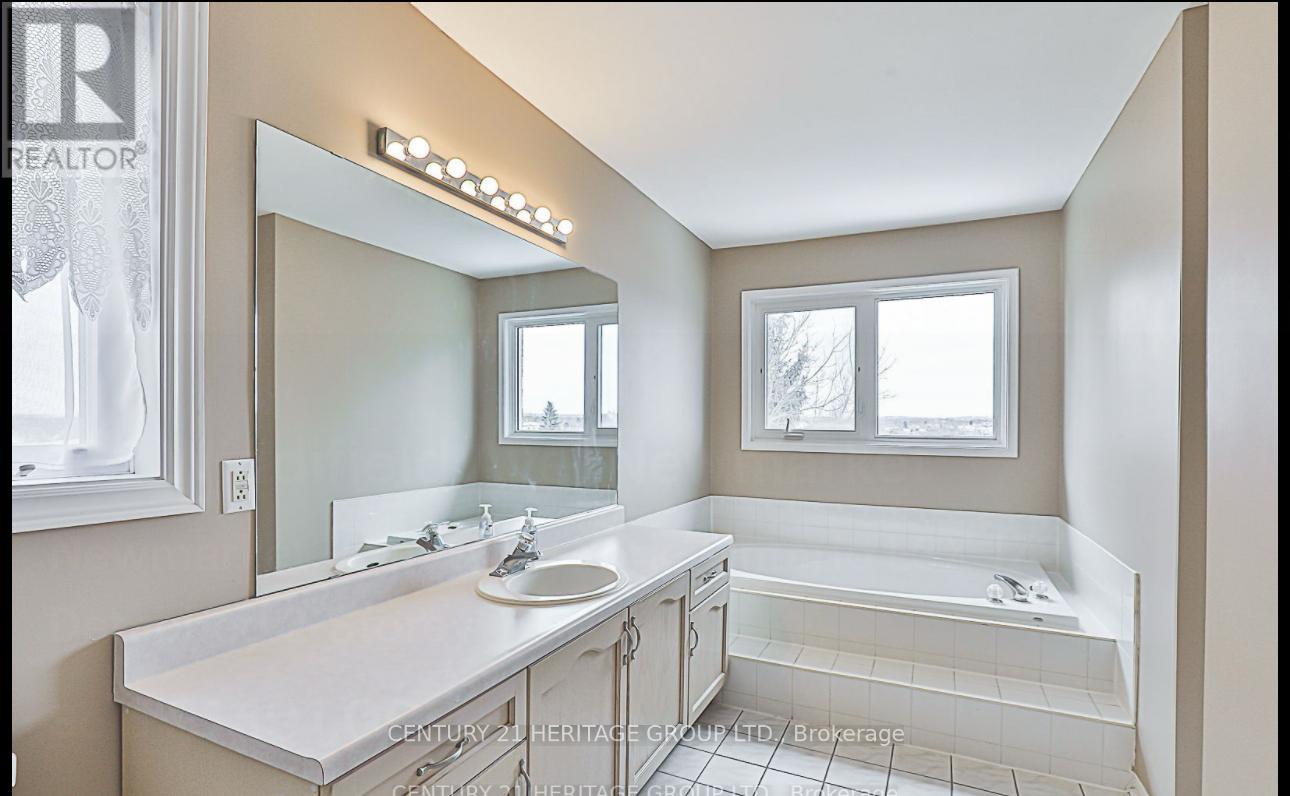 162 Widdifield Avenue, Newmarket, Ontario  L3X 1Z2 - Photo 18 - N13665710