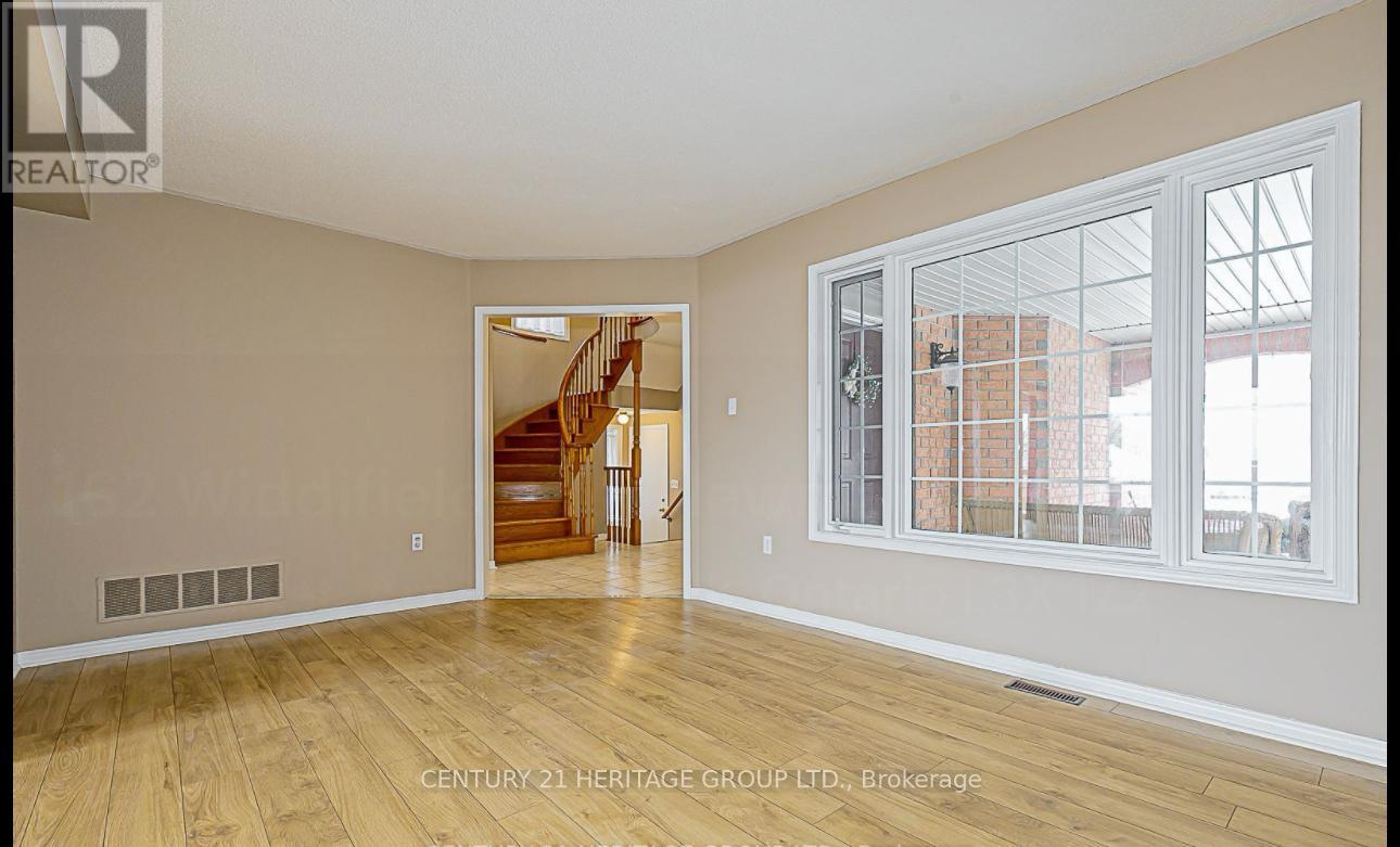 162 Widdifield Avenue, Newmarket, Ontario  L3X 1Z2 - Photo 5 - N13665710