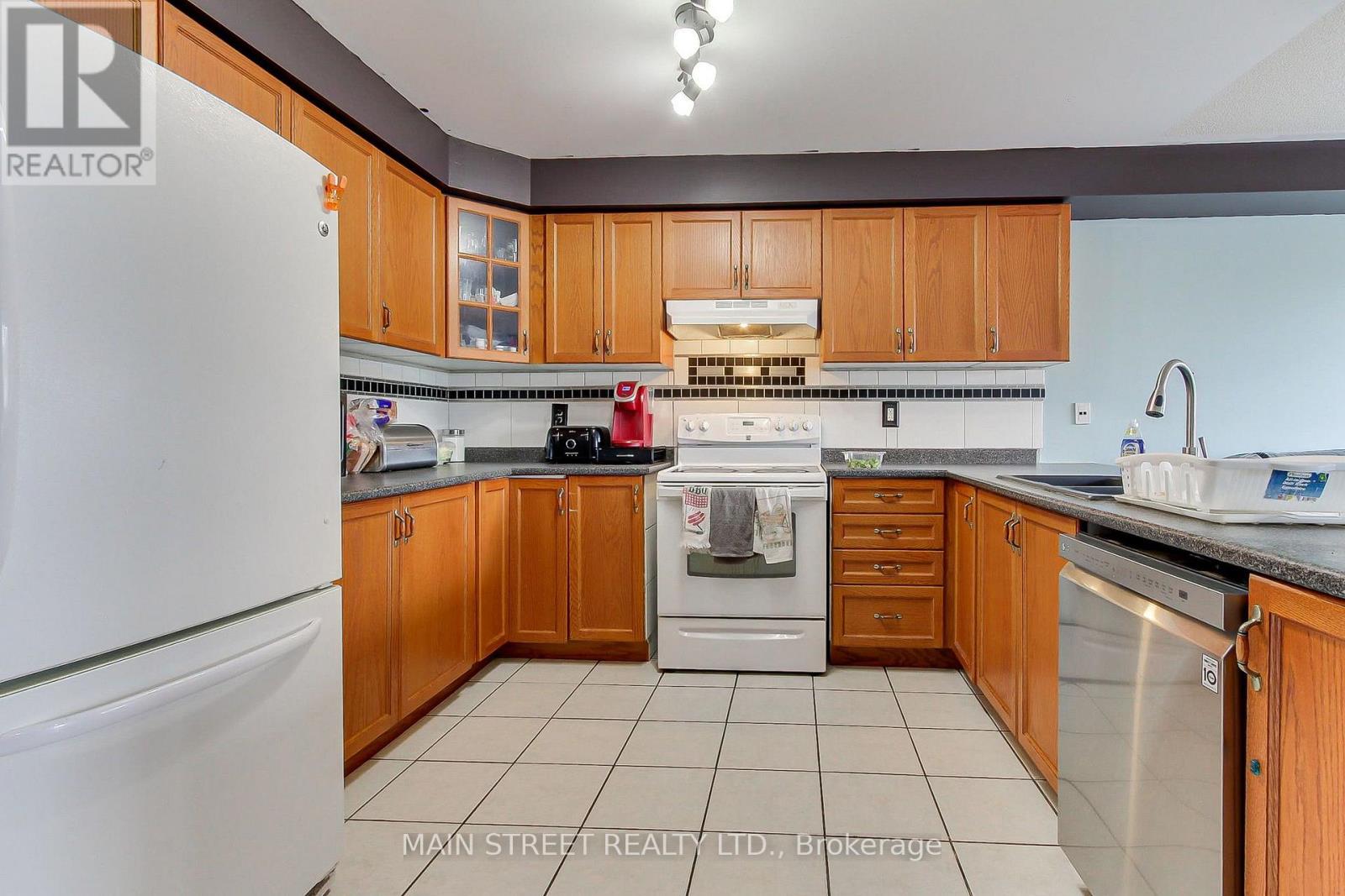 117 Hammill Heights, East Gwillimbury, Ontario  L0G 1M0 - Photo 6 - N13665718