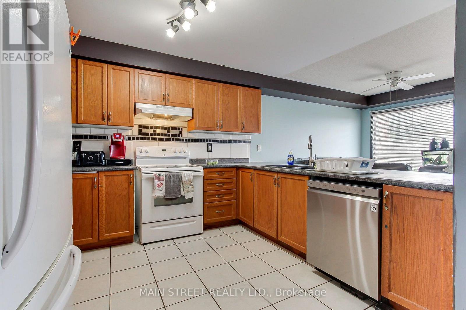 117 Hammill Heights, East Gwillimbury, Ontario  L0G 1M0 - Photo 7 - N13665718
