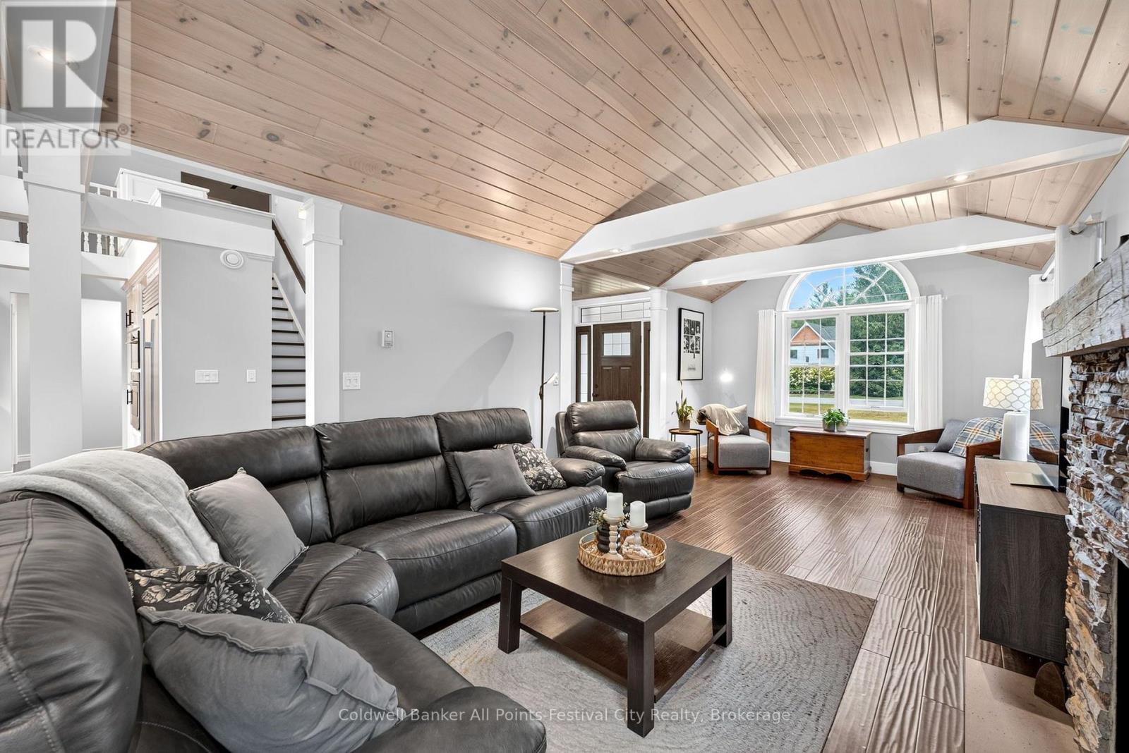 32 Christy Street, Bluewater, Ontario  N0M 1G0 - Photo 12 - X13665578