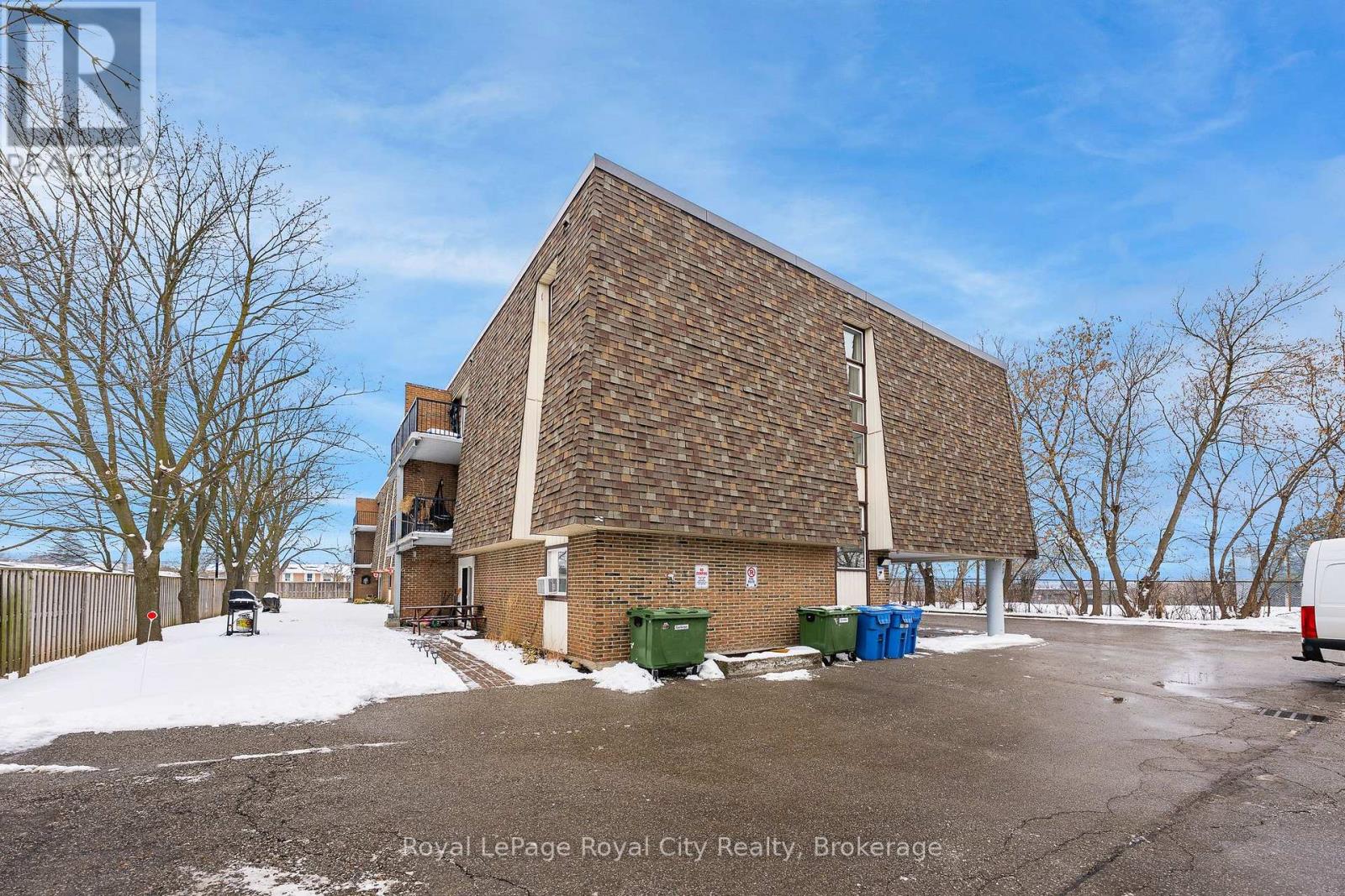 102 - 234 Willow Road, Guelph, Ontario  N1H 7C6 - Photo 2 - X13665706