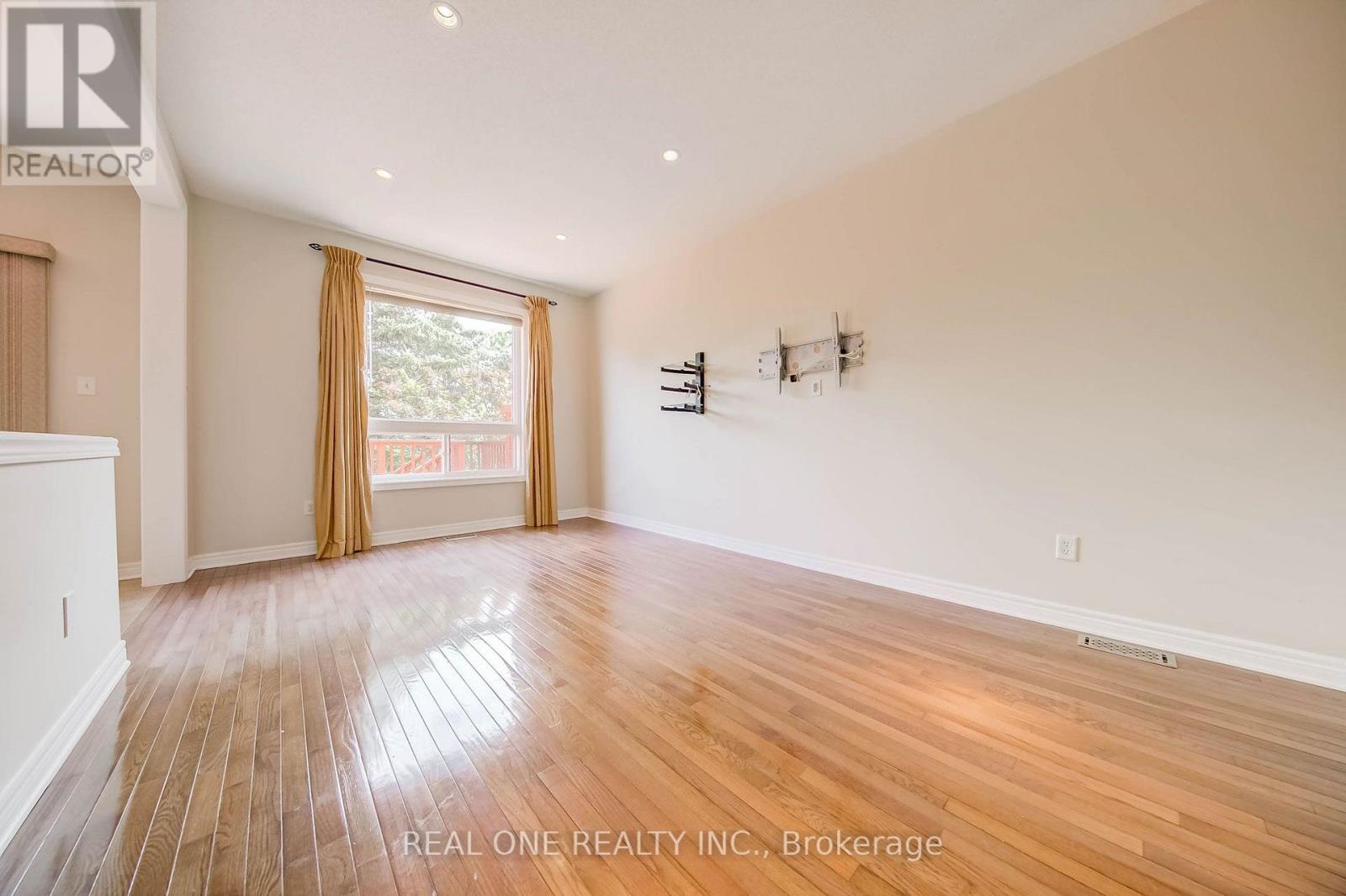 1418 Gulledge Trail, Oakville, Ontario  L6M 3Z9 - Photo 14 - W13665636