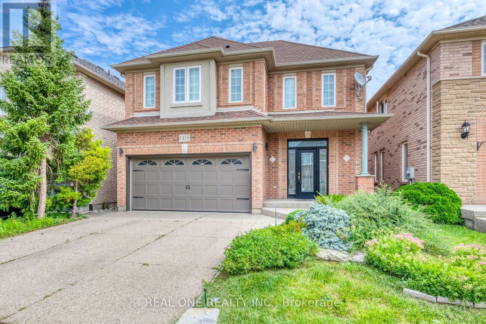 1418 Gulledge Trail, Oakville, Ontario  L6M 3Z9 - Photo 3 - W13665636
