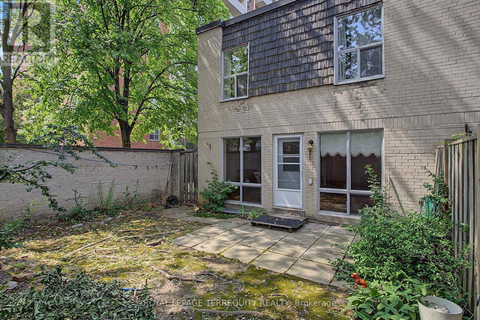 18 - 11 Four Winds Drive, Toronto, Ontario  M3J 1K7 - Photo 25 - W13665638