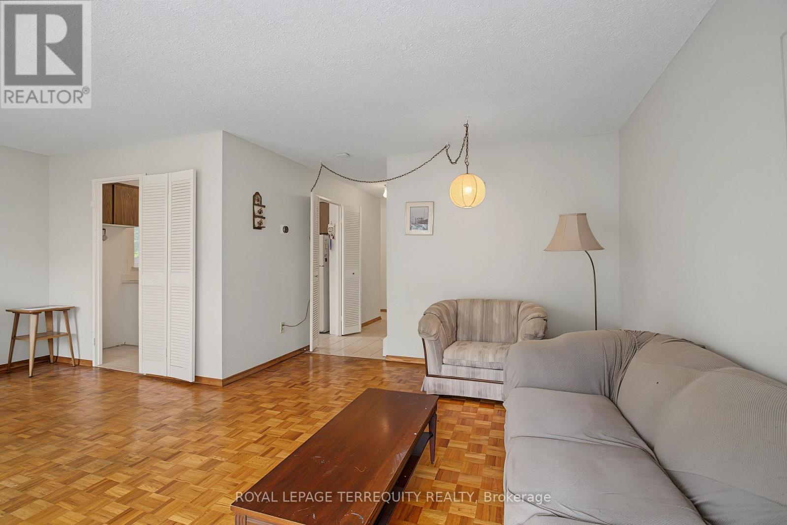 18 - 11 Four Winds Drive, Toronto, Ontario  M3J 1K7 - Photo 4 - W13665638