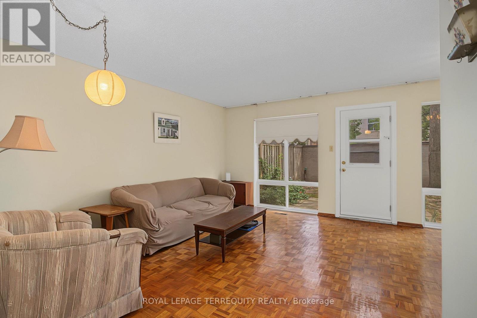 18 - 11 Four Winds Drive, Toronto, Ontario  M3J 1K7 - Photo 5 - W13665638
