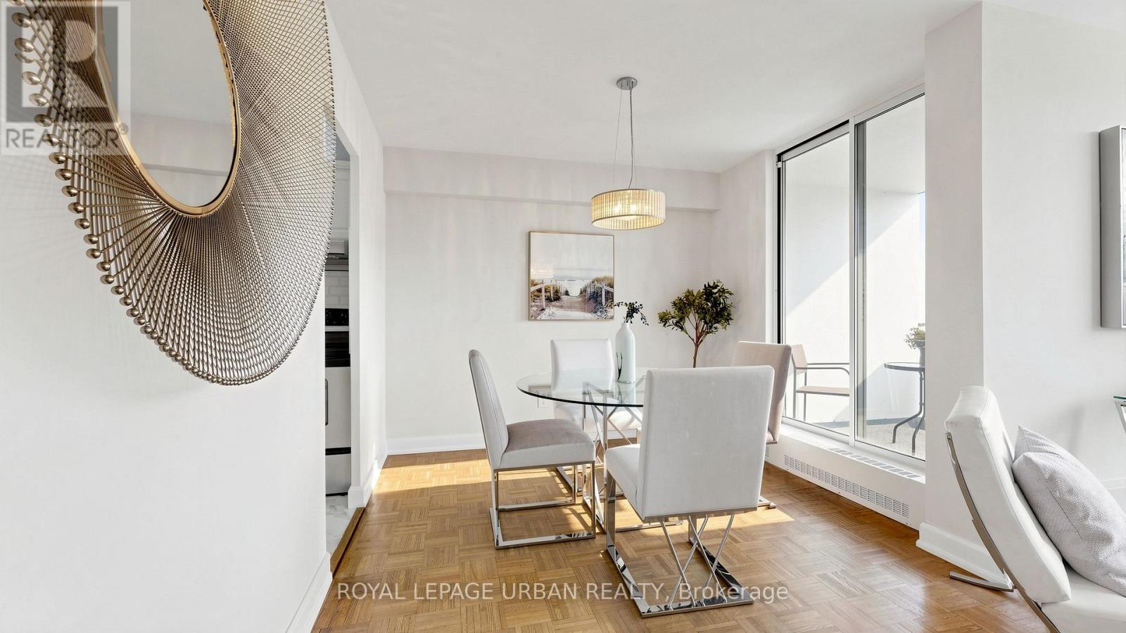 602 - 60 Pavane Linkway, Toronto, Ontario  M3C 1A1 - Photo 11 - C13596600