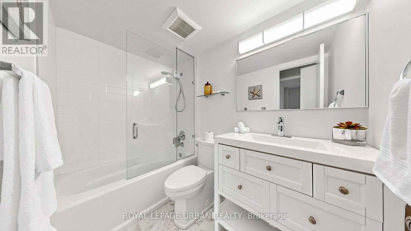 602 - 60 Pavane Linkway, Toronto, Ontario  M3C 1A1 - Photo 21 - C13596600